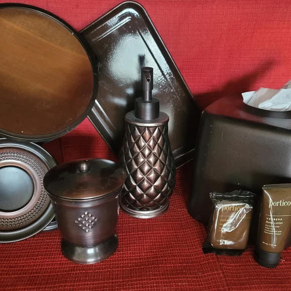 NEW! 6pc. Elegant Bronze/ Brown Metal / Ceramic Complete Bathroom Accessory Set - Picture 9 of 15
